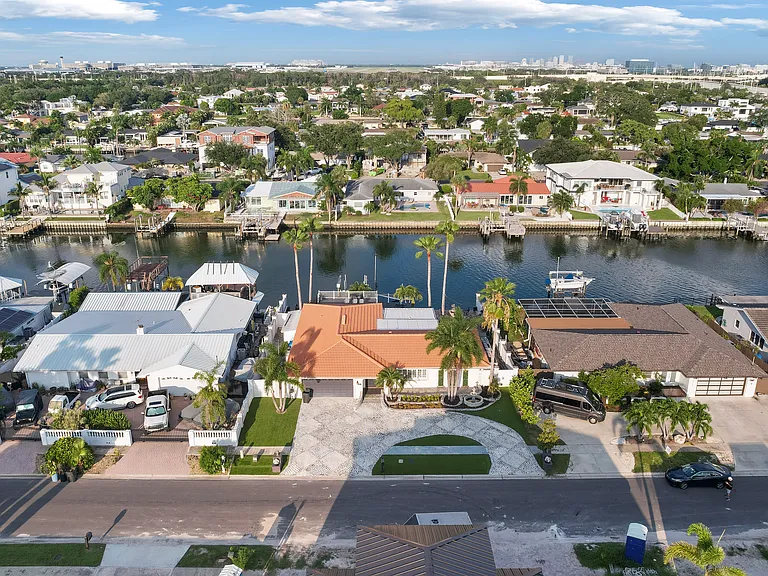 3911 Americana Dr — Photo 4