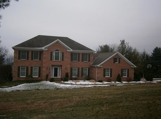 3 Kingswood Dr, Selinsgrove, PA 17870
