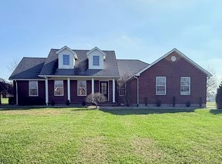 181 Shoreland Dr, Campbellsville, KY 42718