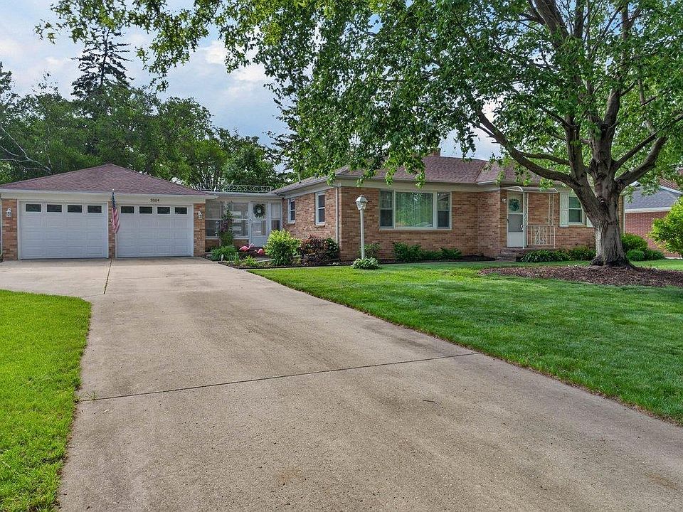 1st image of 3104 Hillcrest Dr