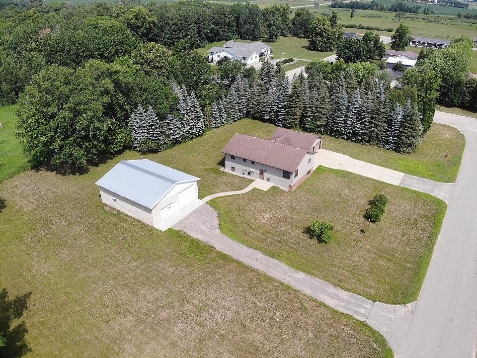 907 Wells Ave N, Sebeka, MN 56477 Zillow