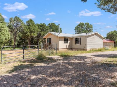 17 Blue Jay Way, Rowe, NM, 87562