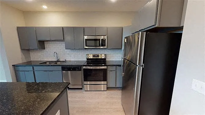 Maven Apartments — Photo 52