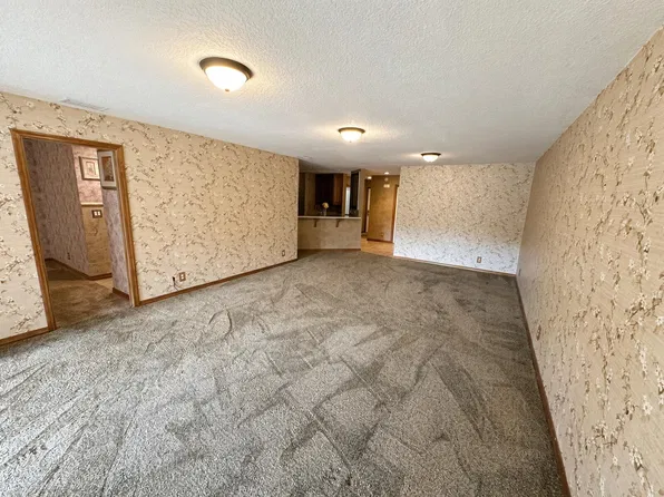 6276 SE CHARLESTON Place #102, Hobe Sound, FL 33455