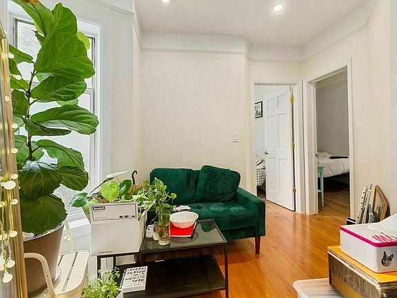 5th image of 62-64 Forsyth St #6