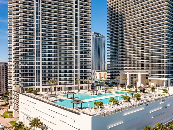 1850 S Ocean Dr, Hallandale Beach, FL