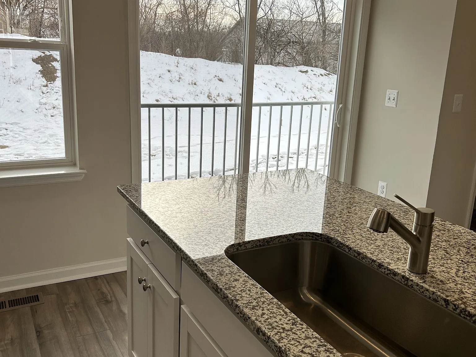 113 Kinkade Court - . — Photo 4