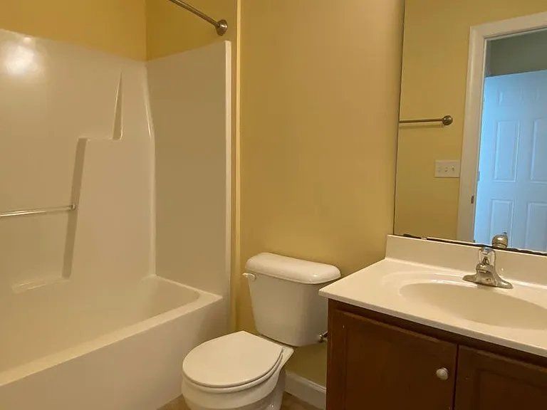 3925 Lexington Dr — Photo 26