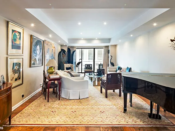 425 E 58th St APT 14D, New York, NY 10022