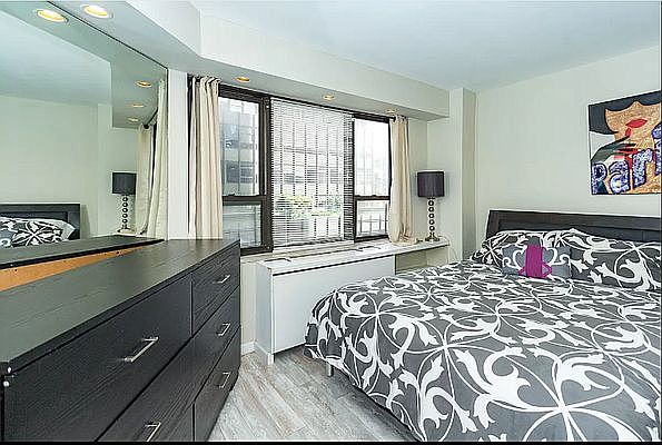 1st image of 210 E 47th St #12EE