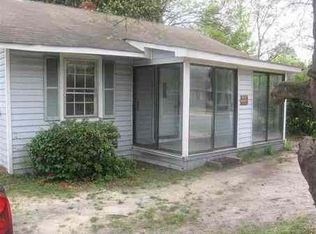 513 S 8th St, Hartsville, SC 29550