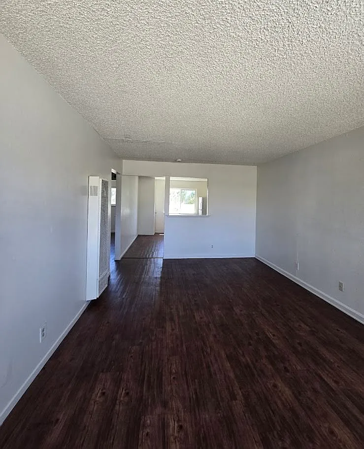 2 bed, 768 sqft, $1,145 — Photo 2