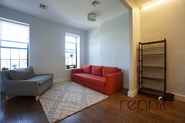 Rented by Rennit Inc. | media 3