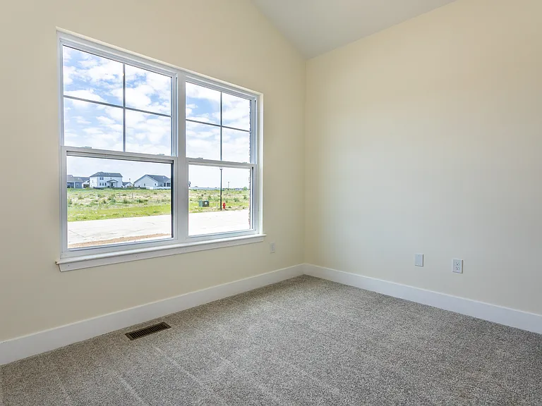 7154 Savannah Dr — Photo 23