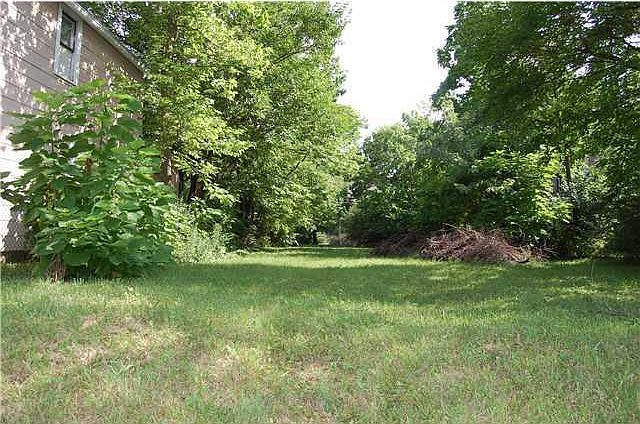 1st image of 1279 Mooberry St