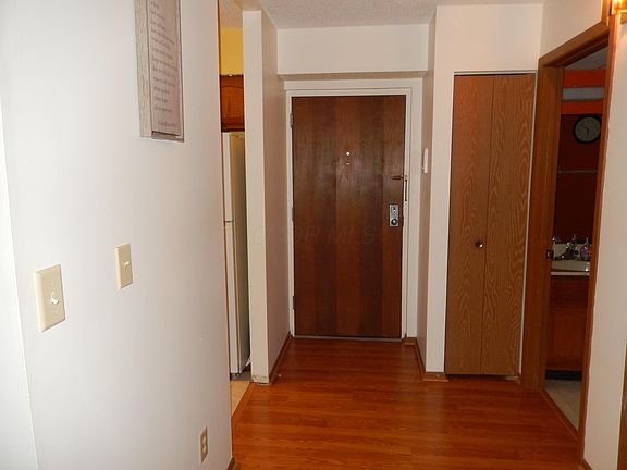 3rd image of 4143 Karl Rd APT 215
