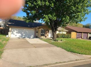 1057 Easy St, Grapevine, TX 76051