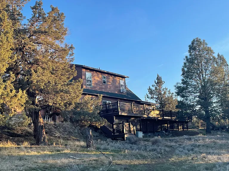 SW Wickiup Ave — Photo 7