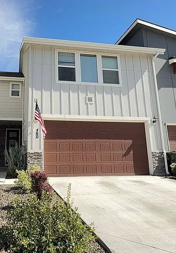 480 N Tessa Ln Photo 1
