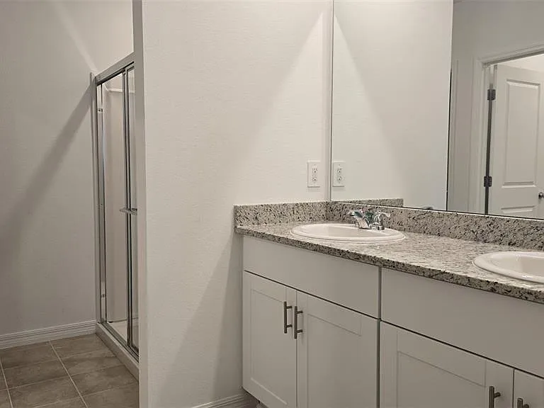 4759 Cloister St — Photo 11