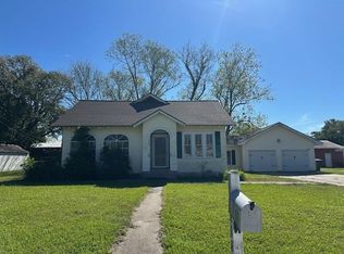 608 S Sarah St, Welsh, LA 70591