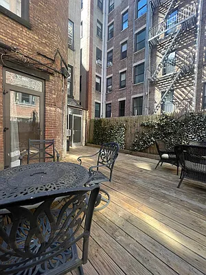 Rented by Oxford Property Group | media 47