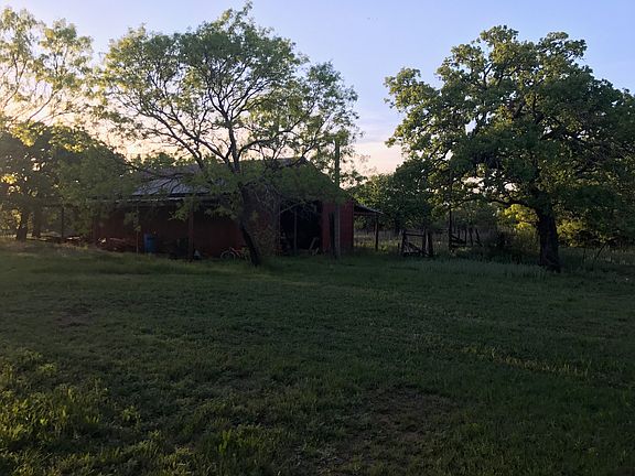 4th image of 1610 County Road 207