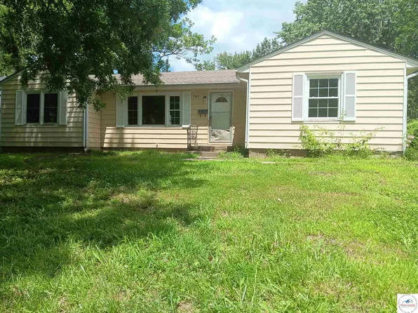 407 Truman Ave, Clinton, MO 64735