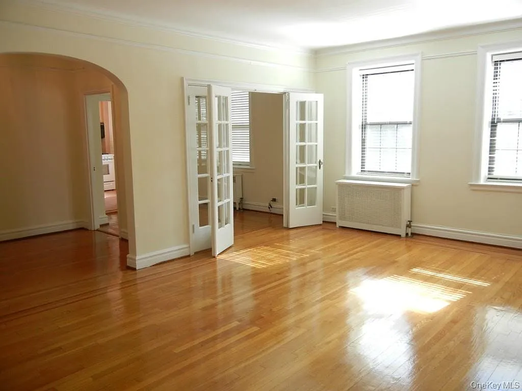 1 bed, 1.0 bath, 1000 sqft, $3,400 — Photo 4