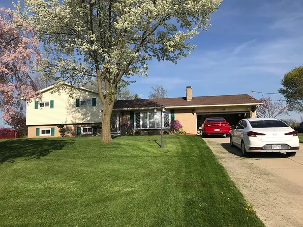 2108 Perkins Dr, Springfield, OH 45505