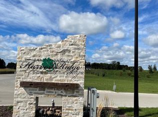 N58W27235 Orchard Hill Dr #42, Sussex, WI 53089