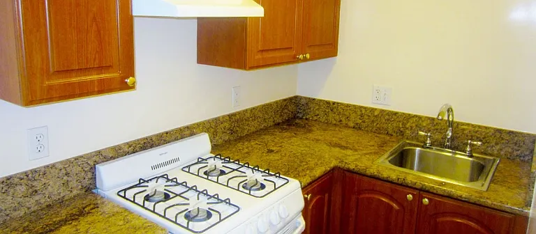 1102 W 29th St #A — Photo 7