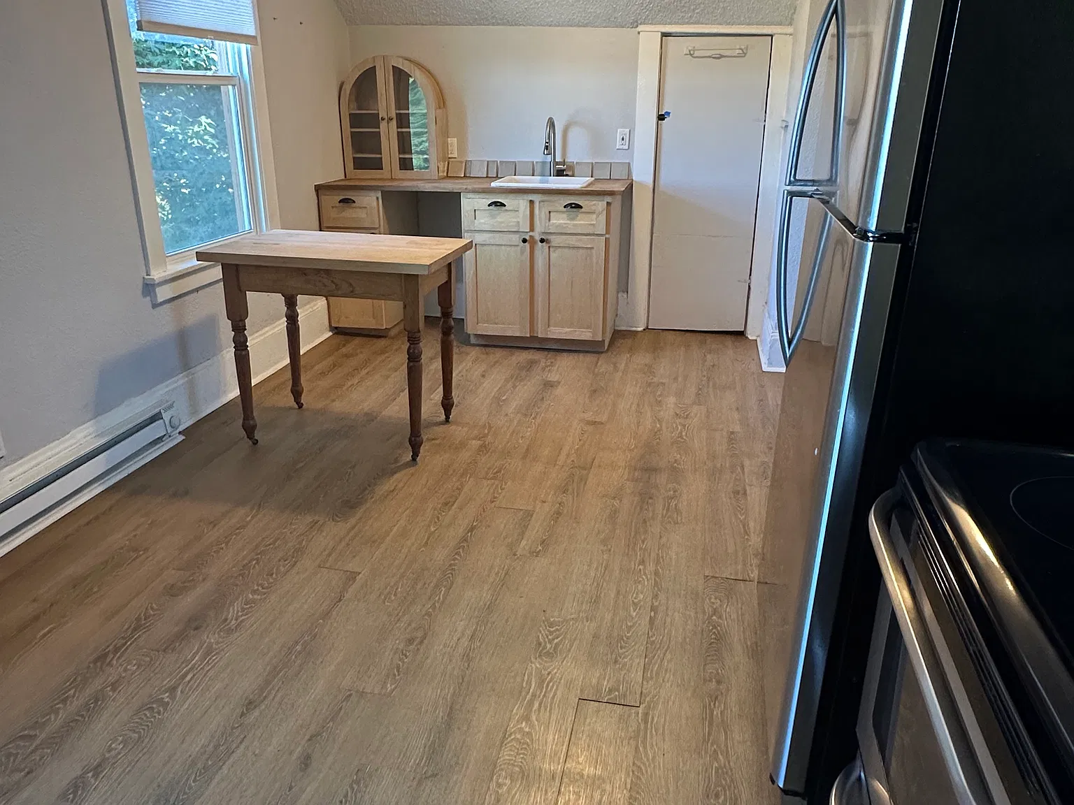 1016 Center St — Photo 2