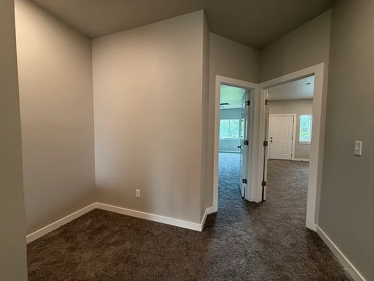 1804 Azlin Pl #B — Photo 18