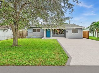 2430 Largo Dr, Miramar, FL 33023