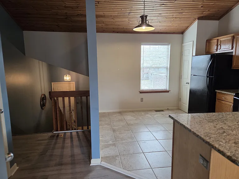 3523 Lochdale Ter — Photo 6