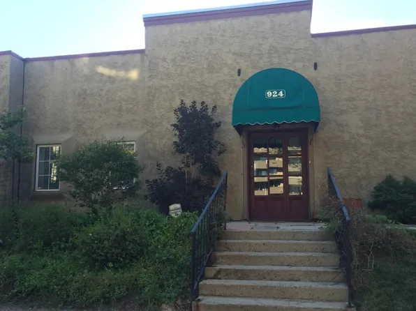 924 N Logan St APT A, Denver, CO 80203
