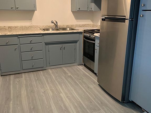 5th image of 513 Laverne Ave