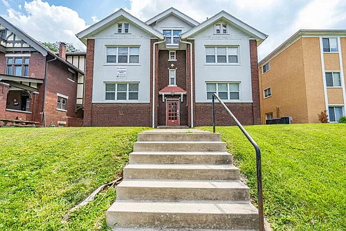 299 E 15th Ave #4 Photo 1