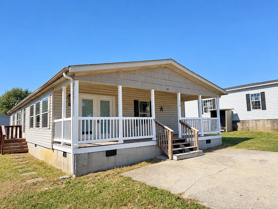 218 Pulliam Dr