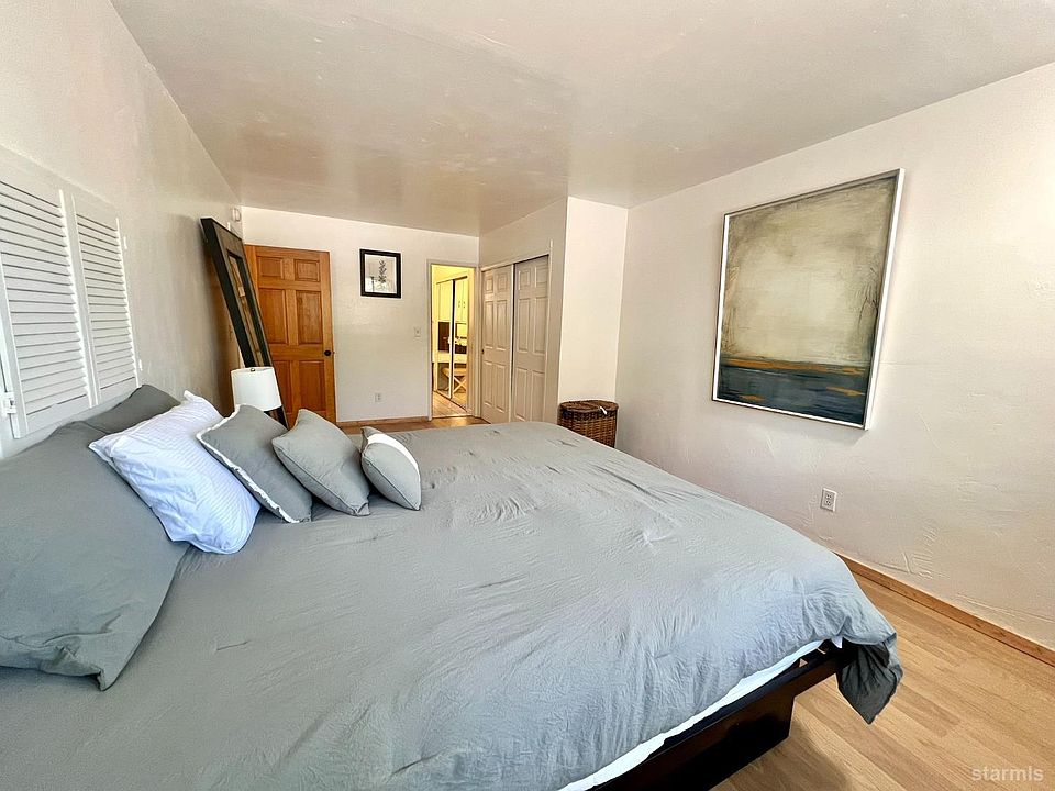 2nd image of 3259 Marlette Cir