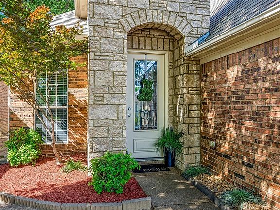 5th image of 6736 Stone Garden Dr