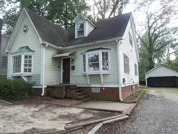 1st image of 110 S Rotary Ave