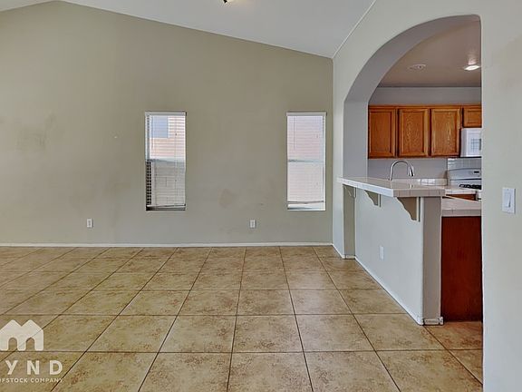 5th image of 4044 Forestville St