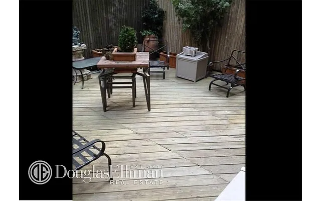 Rented by Douglas Elliman | media 19