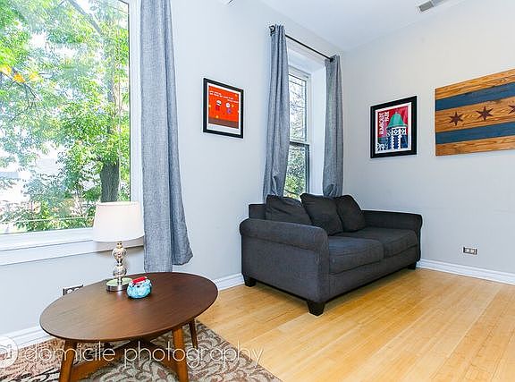 2nd image of 2649 W Evergreen Ave #2