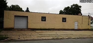 2nd image of 2828 South Ave