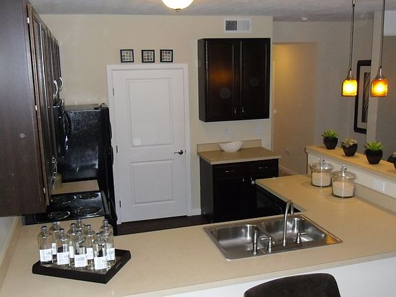 2nd image of 727 Worthington Woods Blvd Ste 312