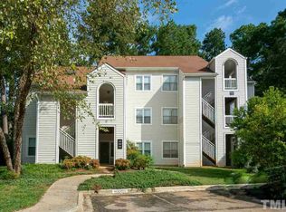 6010 Winterpointe Ln APT 102, Raleigh, NC 27606