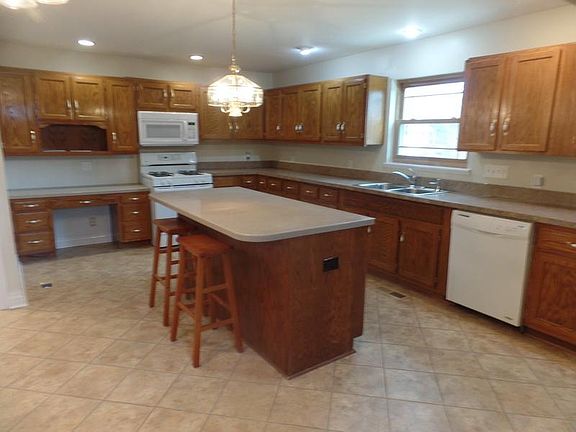 Large Newly Remodeled Kitchen